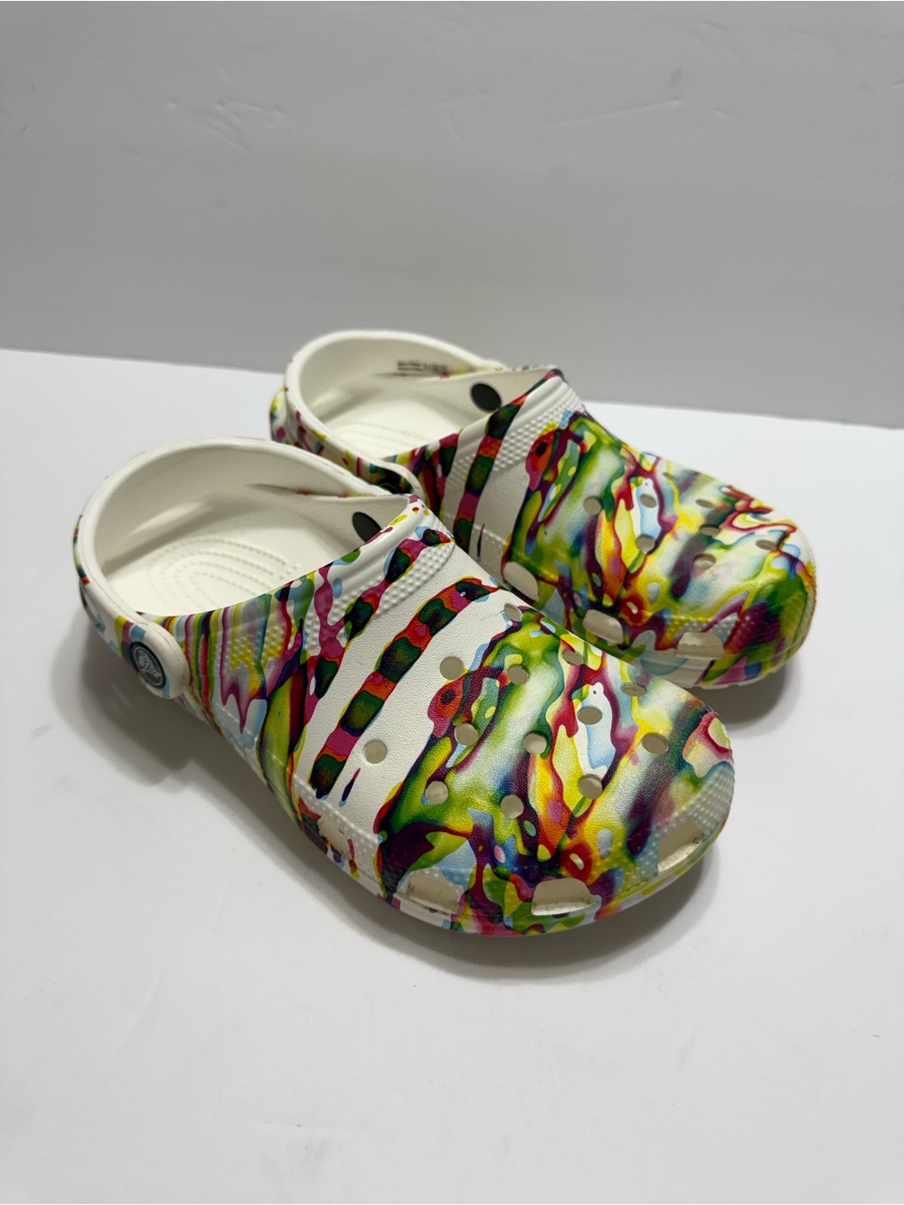 CROCS White Clogs with Multicolor Women’s Sz 6